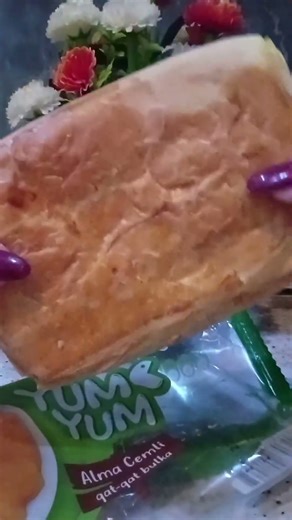 Yumo yum bulka 🍎 #keşfetbeniöneçıkar #youtubeshorts