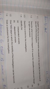 Explain why the tip of the coleoptile was placed on the agar je... | Filo