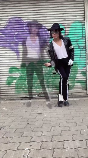 Ghost Billie Jean Makeup Tutorial