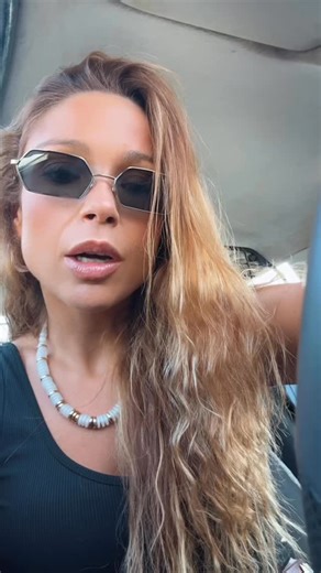 10K views · 886 reactions | Chupeta em adultos?? Peluches com ar de demo?? Han? Onde estão os adultos do grupo? 﫠‍ SEO: adultos que usam chupeta; labubus para adultos; labubus; chupeta anti stress #labubu #labubumonster #chupeta #adultos | Ana Teresa Santos | Facebook