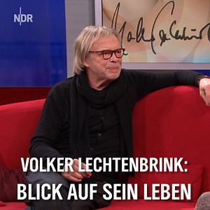Der Schauspieler und Sänger Volker Lechtenbrink ist heute vor einem Jahr nach langer Krankheit gestorben. Er blickte auf ein glückliches und schönes Leben zurück, von dem er 2019 bei Inka auf dem Roten Sofa berichtete. ❤ | DAS! im NDR Fernsehen