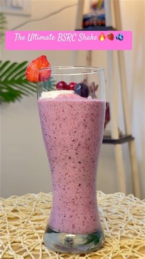 BSRC Shake | Blackberry Strawberry Raspberry Cranberry Banana Chia Seeds Shake