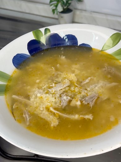 Pastina in brodo di pollo, Ricetta brodo di pollo 😋💫🇮🇹 | Italian food