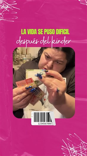 Priscila Arias on Instagram: "En definitiva la vida se puso muy difícil después del kinder 🫣😫"