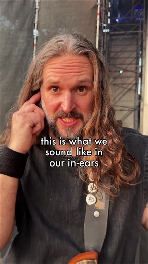 InEars: unexpected versions at BOSPOP live music
