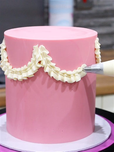Create a Charming Princess Vintage Cake