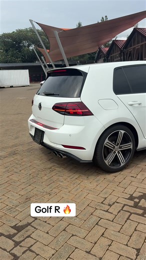 Exploring the 2018 VW Golf R: Performance and Features