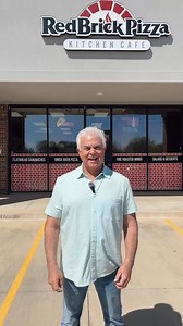 Meet our owner and former Channel 8 weatherman, Frank Mitchell! Opening up a pizza shop has been a long term dream of Frank’s, and now he’s finally able to bring some of his Italian roots and favorite food right here in Oklahoma. Come by and see us to taste the best authentic pizza you’ve ever had! 🙌🍕 Use code ARTICHOKE and follow us on social media to get 10% off your first order! #tulsaeats #authenticpizza #pizza #tulsafood #eatlocal #tulsarestaurant #tulsapizza #eatlocaltulsa #frankmitchell