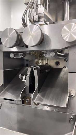 Are you looking to enhance the efficiency, precision, and output of your softgel production? #whatsapp8619976943163 #SoftgelMachine #PharmaceuticalMachinery #Nutraceuticals #Manufacturing #Innovation Meet our state-of-the-art Soft Capsule Manufacturing Machine – engineered for excellence in the pharmaceutical and nutraceutical industries. ✨ Key Features: ✅ High-Precision Encapsulation: Ensures uniform dosage and minimal waste. ✅ Fully Automated Operation: Reduces labor costs and maximizes throug