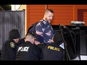 *** WATCH *** BURLY DOOR-DASHER BATTLES COPS AFTER NOT RECEIVING KFC ORDER