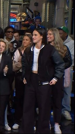 Caitlin Clark brings Gabbie Marshall and Kate Martin up on stage with her