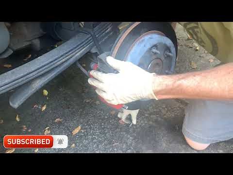 Easy: How to tighten your emergency/parking brake