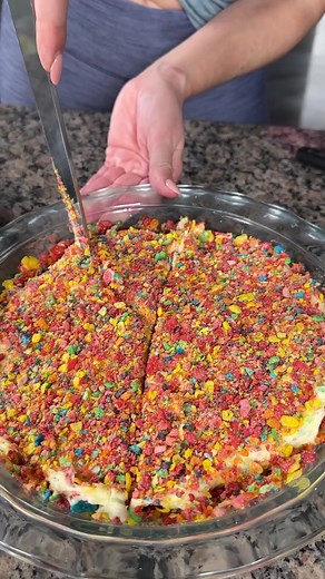 104K views · 1K reactions | Yummy fruity pebbles cheesecake! #yum #chef #reels #yum #dessert #cake | Kristin's Friends | Facebook