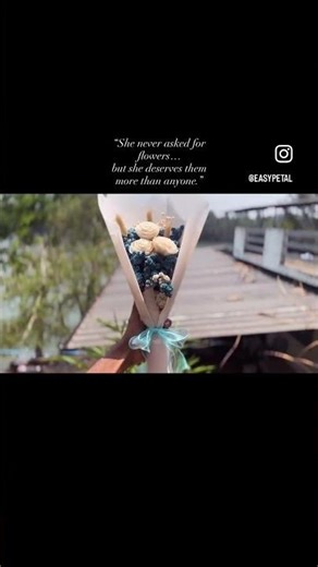 premium dry flower bouquet that never fade . Made to stay. Made to be felt .whatsapp- +918589827315