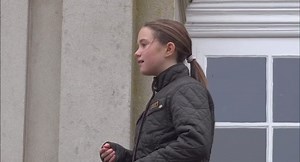 Queen Mary Elizabeth of Denmark | Fanpage by Sophie on Instagram: "Love this cute video of Josephine from today at the Hubertus Hunt who spots her good classmate Fiona 🥹❤️"