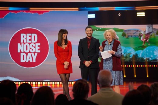 Davina McCall apologises for Comic Relief co-star’s ‘bad language’ during live show - NewsBreak