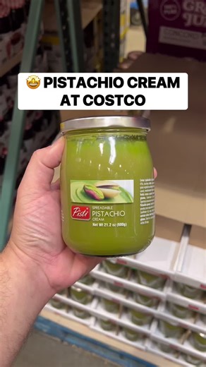 🤩 Pisti Pistachio Cream is at Costco! This smooth, creamy, and DELICIOUS Pistachio cream is spreadable and PERFECT for baking! 🙌🏼 Imagine it warmed up and drizzled over ice cream...🤤 Get this 21oz jar for $12.79 #costco #pistachiocream