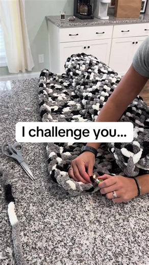 Exploring Favorite Moments with Chunky Knit Blankets