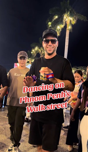 Khmer Dance Performance on Phnom Penh's Walk Street