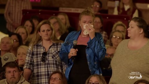 Psychic medium uncovers suspected poisoning during tense reading