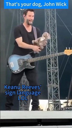Keanu Reeves incredible sign language with his fans- John wick found his dog❤️❤️ ‪@DogstarBand‬ tour