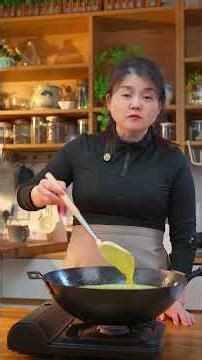 Homemade Garlic Sauce Recipe Revealed! Learn this trick to add extra flavor to your dishes. #Home...