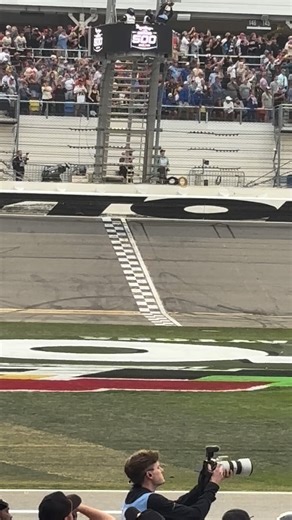 That Daytona 500 finish was WILD. Tyler Reddick in the 45 is your winner. | Motorsport.com