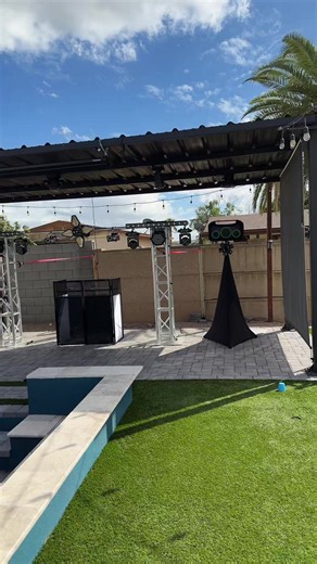 Cómo ganar dinero rentando equipo de sonido y luces para eventos