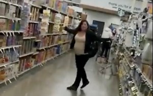 Viral Video Shows Racist ‘Karen’ Use N-Word And Then Get Beat Until She Apologized