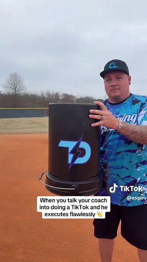 Coach Does TikTok Dance Perfectly | Softball Coach | ESPN Social