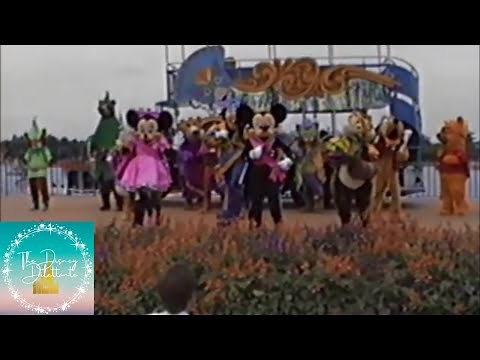 Disney Epcot Character Carnival Cavelcade Parade 1992 Mickey Robin Hood Roger Rabbit Little John