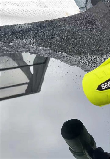 High Speed Car Drying Blower Designed to Remove Water Fast From Wheels Mirrors Emblems and Hard to Reach Areas 💦🔥 #cardrying #carwashgear #carcleaning #autodetail #carwashlife