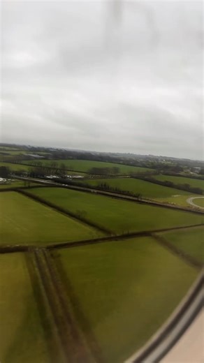 Landing onto runway 07 @belfastinternationalairport after a flight on the A320-214 from @gla_airport with easyJet @airbus @easyjet_ch_fanpage credit by @chrisaviationbelfast | Aviation Gallery