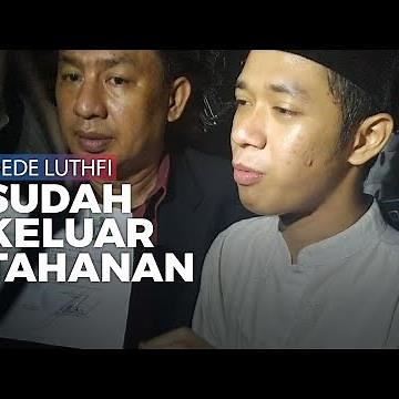 Hirup Udara Bebas, Luthfi Si Pembawa Bendera Menangis dan Peluk Sang Ibu