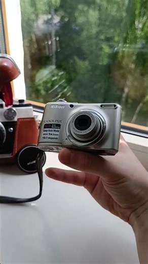 📸Nikon CoolPix L23 Silver 10.1MP Digital Camera Digicam Y2K CCD Compact 2000s Retro Vintage Review