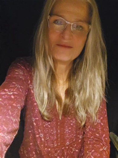 Healing Energy For Today Reiki Lightworker ♥️ Reiki session. Reiki therapy. Spiritual wellness. Universal life force energy medicine for you today. Balance your chakra system with reiki. Raise your chakra vibration with reiki. Be well with reiki. Be refreshed with reiki. Be encouraged with reiki. Healing Energy Lightworker Gift 🎁 #reiki #lightworker #healingenergy #Reiki 🎁 I NEVER ask for money 🎁
