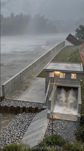 Flood Wall Built to Survive the Storm 🌧️