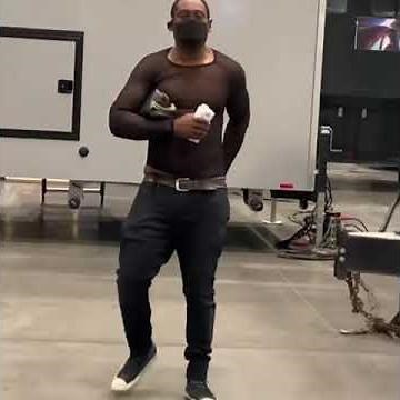 Chyler leigh​ and David harewood on the set​ 'Supergirl'​ Season 6