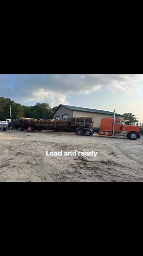 Big logs-big loads #peterbilt #heavyequipment #hardwork #logger #sawmill #smallbusinesssupportingsmallbusinessDerrick Reeves | Cooper & Sons Timber Sawmill