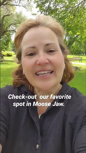 Moose Jaw’s Hidden Gem: Crescent Park Downtown! 🇨🇦🌳