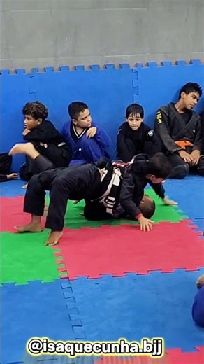 Jiu-jtsu, deixa os garotos brincar... #jiujitsu #duquedecaxias