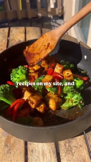 Better Than Takeout: Crispy Mongolian Tofu Stir Fry 🥢 #healthyrecipes #veganrecipes #recipe