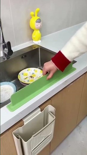 Stop Water Splashes Instantly! Silicone Sink Splash Guard Review 🔥