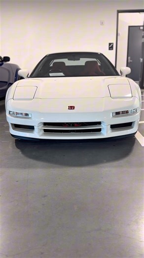 I Spotted a $500,000 1996 Honda NSX-R in Championship White! 🏎️ JDM Holy Grail
