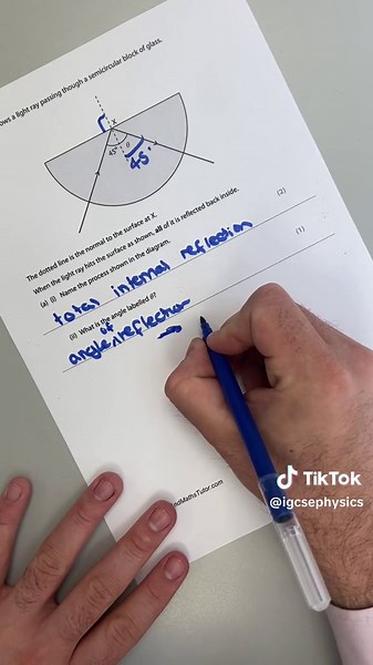 How to calculate the angle of reflection #igcse_physics #physics #waves #studytips #edexcel #examquestions #igcse