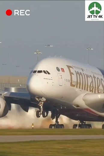 The Most Luxurious Airline Emirates Airlines Experience (First Class)