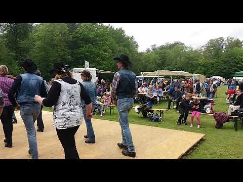 Country Walkin – Line Dance