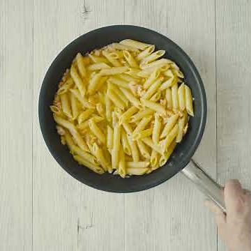 #CarbonaraDay - Salmon Carbonara