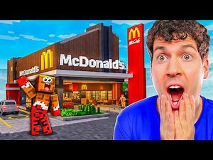МОЙ ДРУГ ЖИВЁТ В МАКДОНАЛДСЕ!🍟😱 ЧТО ВНУТРИ? МАЙНКРАФТ