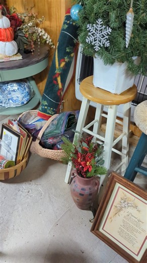 Nana's Rustic Barn - open by appointment Evelyn Perry 1281 Bluff Rd Rutledge Tn. | Nana's Rustic Barn